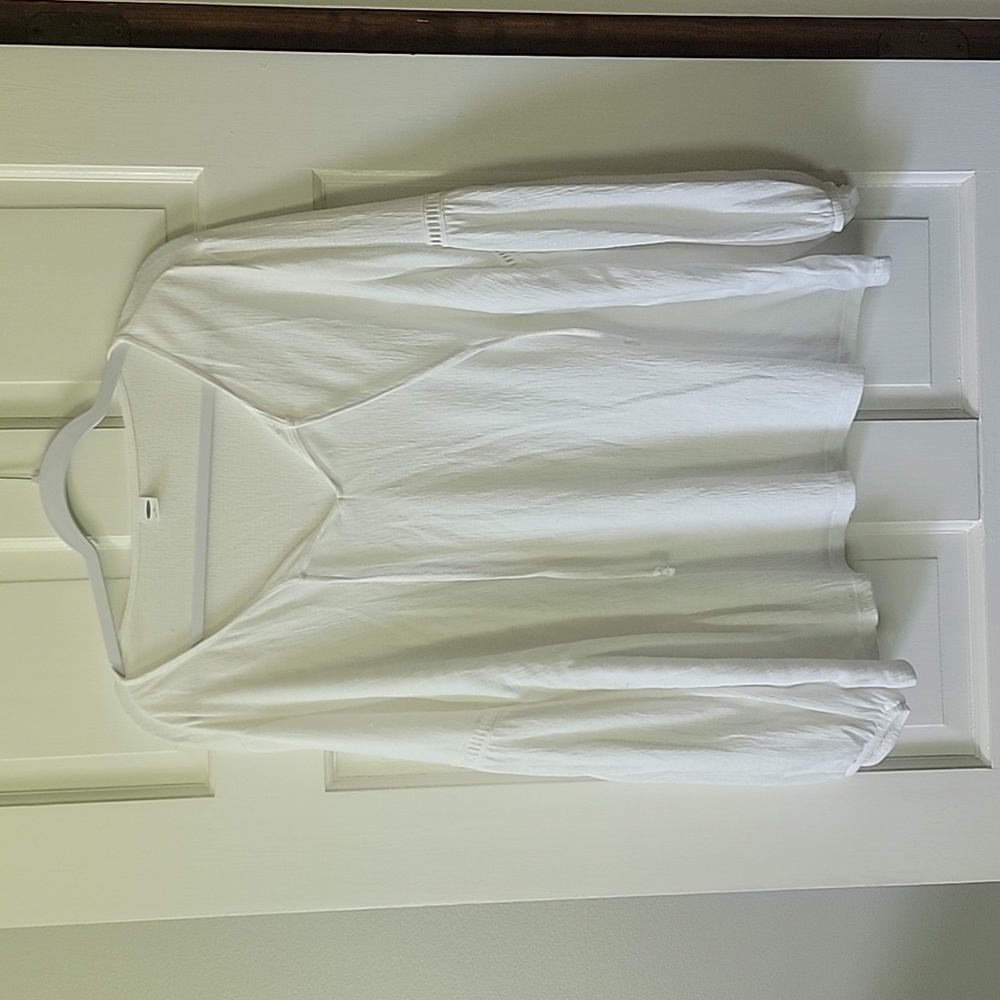 Old Navy White Lantern Sleeve Top size XL